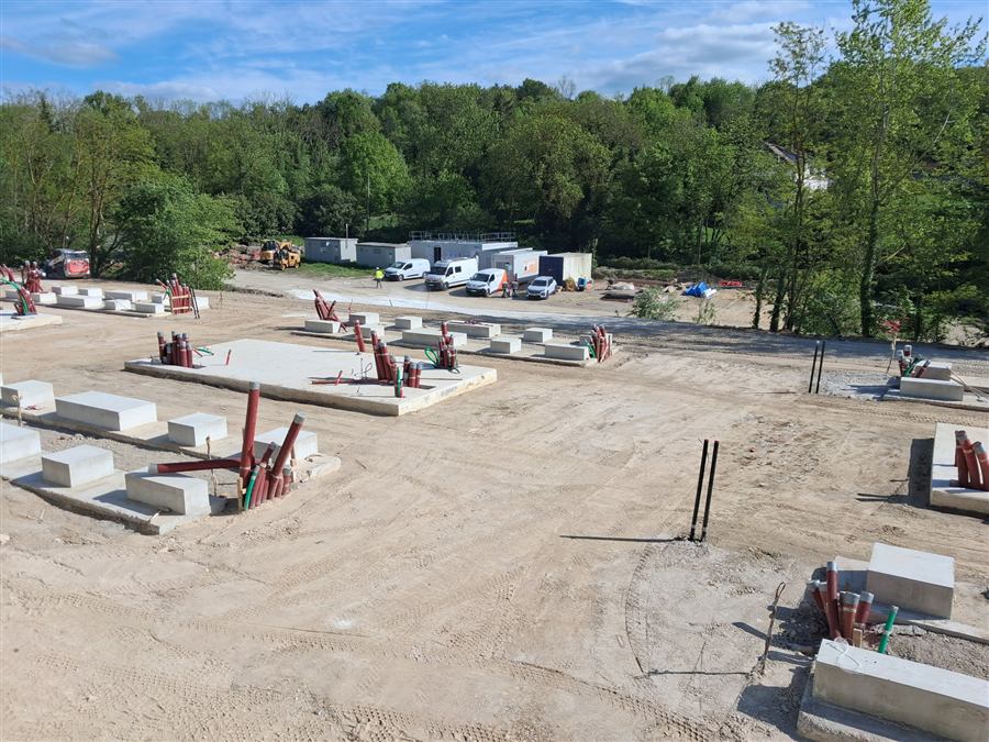 Engins sur plateforme, chantier SPIE à Annet-sur-Marne